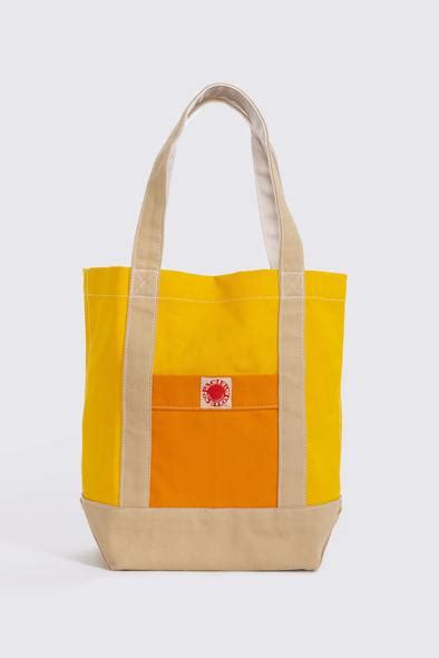 tote bag wiki